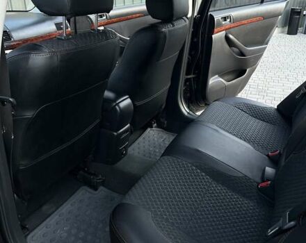 Черный Тойота Авенсис, объемом двигателя 1.79 л и пробегом 183 тыс. км за 6200 $, фото 11 на Automoto.ua