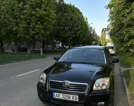 Черный Тойота Авенсис, объемом двигателя 1.79 л и пробегом 183 тыс. км за 6200 $, фото 1 на Automoto.ua