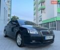 Чорний Тойота Авенсіс, об'ємом двигуна 2 л та пробігом 302 тис. км за 5450 $, фото 1 на Automoto.ua