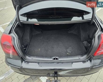 Черный Тойота Авенсис, объемом двигателя 2 л и пробегом 350 тыс. км за 4999 $, фото 32 на Automoto.ua