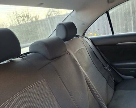 Чорний Тойота Авенсіс, об'ємом двигуна 1.79 л та пробігом 204 тис. км за 6200 $, фото 5 на Automoto.ua