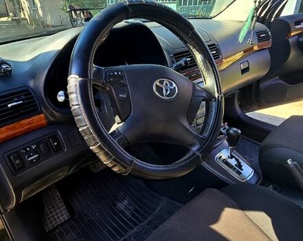 Черный Тойота Авенсис, объемом двигателя 1.8 л и пробегом 143 тыс. км за 7000 $, фото 8 на Automoto.ua