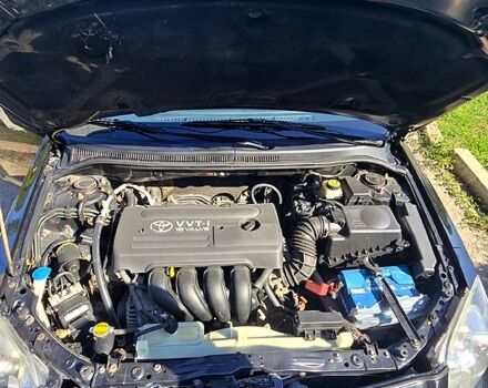 Черный Тойота Авенсис, объемом двигателя 1.8 л и пробегом 143 тыс. км за 7000 $, фото 2 на Automoto.ua