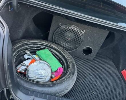 Черный Тойота Авенсис, объемом двигателя 1.79 л и пробегом 240 тыс. км за 6800 $, фото 6 на Automoto.ua