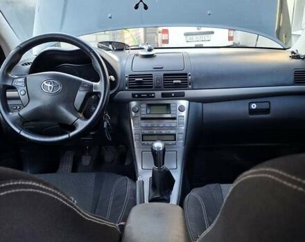 Чорний Тойота Авенсіс, об'ємом двигуна 1.79 л та пробігом 204 тис. км за 6200 $, фото 4 на Automoto.ua