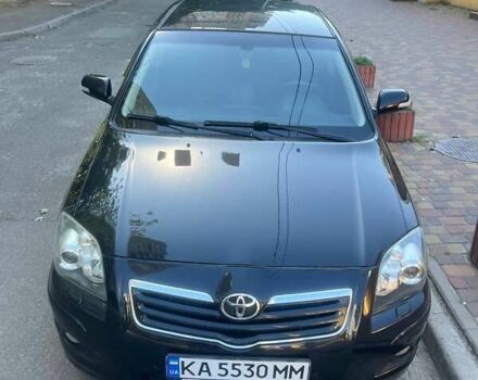 Черный Тойота Авенсис, объемом двигателя 1.8 л и пробегом 136 тыс. км за 7000 $, фото 1 на Automoto.ua
