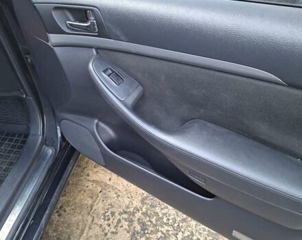 Чорний Тойота Авенсіс, об'ємом двигуна 1.79 л та пробігом 204 тис. км за 6200 $, фото 3 на Automoto.ua