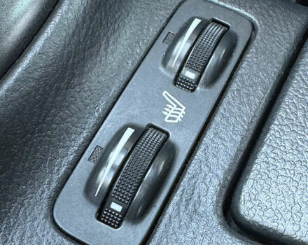 Чорний Тойота Авенсіс, об'ємом двигуна 1.8 л та пробігом 212 тис. км за 5600 $, фото 15 на Automoto.ua