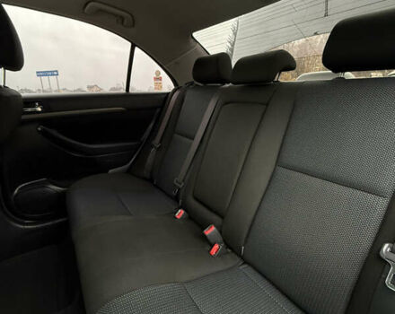 Чорний Тойота Авенсіс, об'ємом двигуна 1.79 л та пробігом 180 тис. км за 7590 $, фото 25 на Automoto.ua