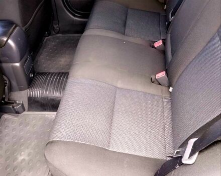 Чорний Тойота Авенсіс, об'ємом двигуна 1.8 л та пробігом 114 тис. км за 7400 $, фото 8 на Automoto.ua