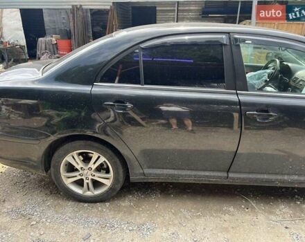 Черный Тойота Авенсис, объемом двигателя 1.8 л и пробегом 1 тыс. км за 4000 $, фото 5 на Automoto.ua