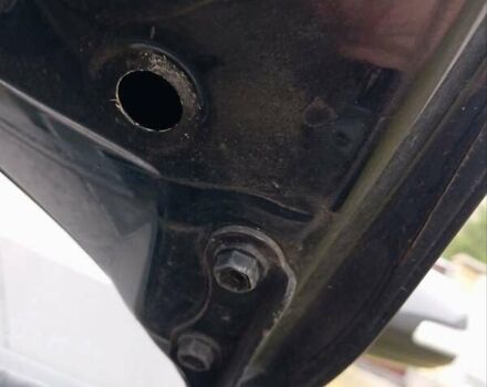 Черный Тойота Авенсис, объемом двигателя 1.79 л и пробегом 218 тыс. км за 7200 $, фото 21 на Automoto.ua