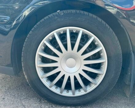 Чорний Тойота Авенсіс, об'ємом двигуна 2 л та пробігом 264 тис. км за 6780 $, фото 9 на Automoto.ua