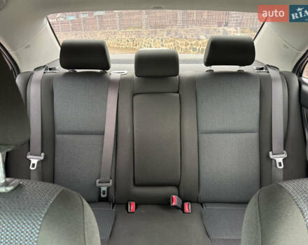Чорний Тойота Авенсіс, об'ємом двигуна 1.79 л та пробігом 180 тис. км за 7590 $, фото 26 на Automoto.ua