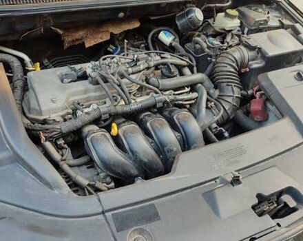 Черный Тойота Авенсис, объемом двигателя 1.8 л и пробегом 320 тыс. км за 7200 $, фото 84 на Automoto.ua