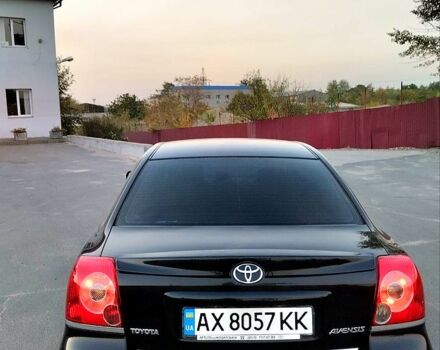 Чорний Тойота Авенсіс, об'ємом двигуна 1.8 л та пробігом 114 тис. км за 7400 $, фото 2 на Automoto.ua