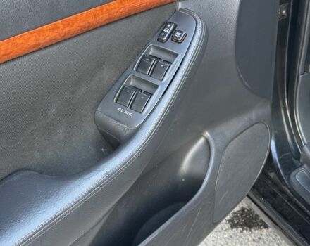 Черный Тойота Авенсис, объемом двигателя 1.8 л и пробегом 212 тыс. км за 6000 $, фото 19 на Automoto.ua