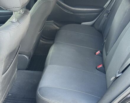 Черный Тойота Авенсис, объемом двигателя 1.8 л и пробегом 212 тыс. км за 6000 $, фото 12 на Automoto.ua