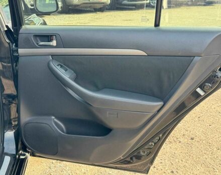 Чорний Тойота Авенсіс, об'ємом двигуна 2 л та пробігом 264 тис. км за 6780 $, фото 18 на Automoto.ua