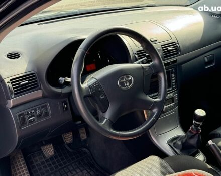 Чорний Тойота Авенсіс, об'ємом двигуна 2 л та пробігом 264 тис. км за 7190 $, фото 14 на Automoto.ua