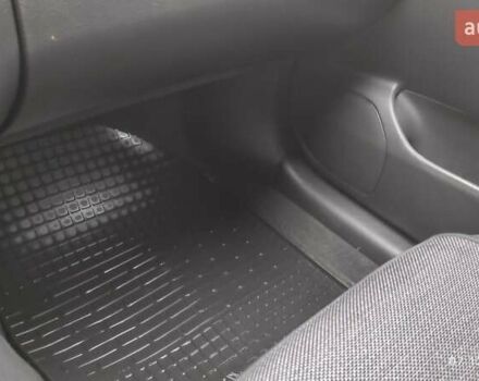 Черный Тойота Авенсис, объемом двигателя 1.79 л и пробегом 247 тыс. км за 6700 $, фото 15 на Automoto.ua