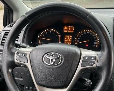 Черный Тойота Авенсис, объемом двигателя 2 л и пробегом 275 тыс. км за 8200 $, фото 4 на Automoto.ua