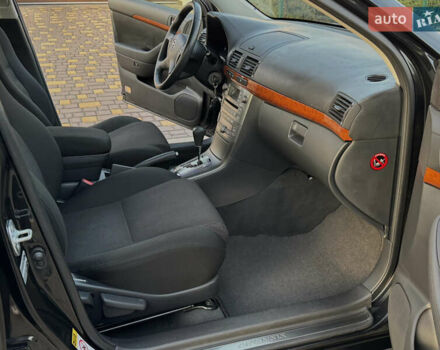 Черный Тойота Авенсис, объемом двигателя 1.8 л и пробегом 98 тыс. км за 10300 $, фото 63 на Automoto.ua