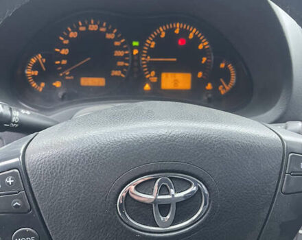 Чорний Тойота Авенсіс, об'ємом двигуна 1.8 л та пробігом 265 тис. км за 6300 $, фото 15 на Automoto.ua