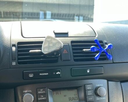 Чорний Тойота Авенсіс, об'ємом двигуна 2 л та пробігом 330 тис. км за 7690 $, фото 31 на Automoto.ua