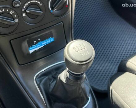 Чорний Тойота Авенсіс, об'ємом двигуна 2 л та пробігом 330 тис. км за 7690 $, фото 27 на Automoto.ua