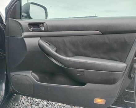 Черный Тойота Авенсис, объемом двигателя 1.8 л и пробегом 297 тыс. км за 7440 $, фото 8 на Automoto.ua