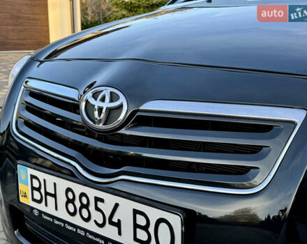 Черный Тойота Авенсис, объемом двигателя 1.8 л и пробегом 98 тыс. км за 10300 $, фото 17 на Automoto.ua