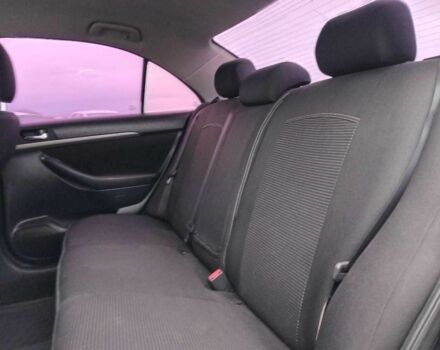 Черный Тойота Авенсис, объемом двигателя 1.8 л и пробегом 297 тыс. км за 7440 $, фото 15 на Automoto.ua