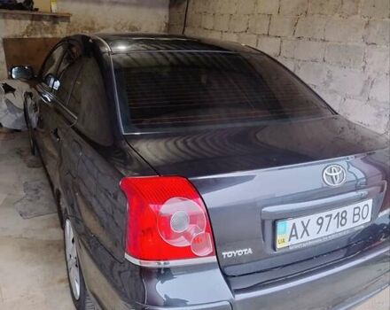 Черный Тойота Авенсис, объемом двигателя 1.8 л и пробегом 256 тыс. км за 7999 $, фото 6 на Automoto.ua