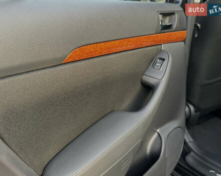 Черный Тойота Авенсис, объемом двигателя 1.8 л и пробегом 98 тыс. км за 10300 $, фото 72 на Automoto.ua