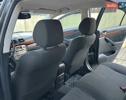 Чорний Тойота Авенсіс, об'ємом двигуна 1.8 л та пробігом 136 тис. км за 8300 $, фото 44 на Automoto.ua