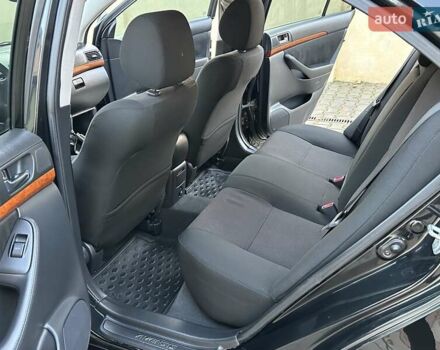 Чорний Тойота Авенсіс, об'ємом двигуна 1.8 л та пробігом 136 тис. км за 8300 $, фото 45 на Automoto.ua