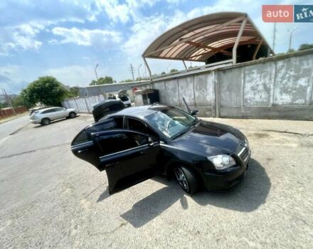 Черный Тойота Авенсис, объемом двигателя 1.8 л и пробегом 225 тыс. км за 6800 $, фото 3 на Automoto.ua