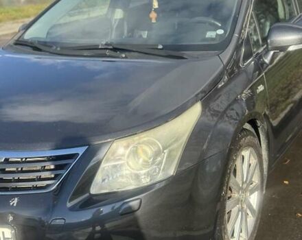 Черный Тойота Авенсис, объемом двигателя 2.2 л и пробегом 218 тыс. км за 9000 $, фото 1 на Automoto.ua