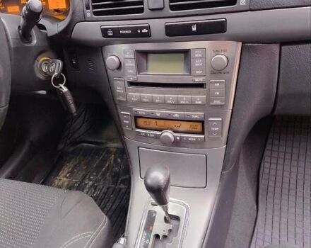 Черный Тойота Авенсис, объемом двигателя 1.8 л и пробегом 256 тыс. км за 7999 $, фото 15 на Automoto.ua