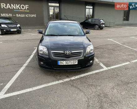 Черный Тойота Авенсис, объемом двигателя 1.8 л и пробегом 240 тыс. км за 6313 $, фото 1 на Automoto.ua
