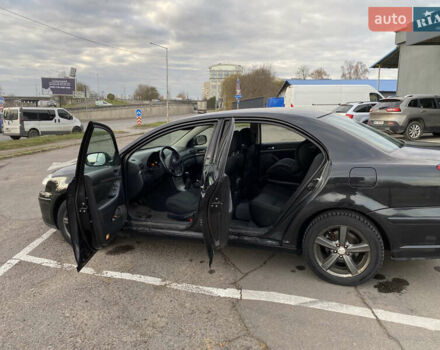 Черный Тойота Авенсис, объемом двигателя 1.8 л и пробегом 240 тыс. км за 6313 $, фото 8 на Automoto.ua