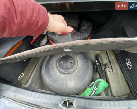 Черный Тойота Авенсис, объемом двигателя 1.8 л и пробегом 240 тыс. км за 6313 $, фото 19 на Automoto.ua