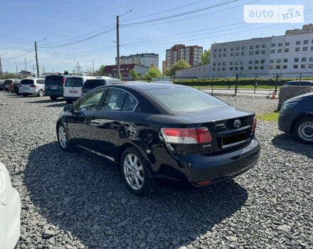 Черный Тойота Авенсис, объемом двигателя 1.99 л и пробегом 290 тыс. км за 8900 $, фото 4 на Automoto.ua