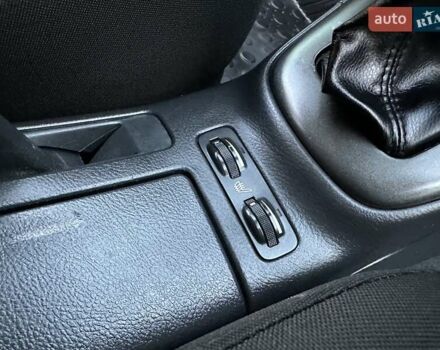 Чорний Тойота Авенсіс, об'ємом двигуна 1.8 л та пробігом 136 тис. км за 8300 $, фото 52 на Automoto.ua