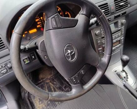 Черный Тойота Авенсис, объемом двигателя 1.8 л и пробегом 256 тыс. км за 7999 $, фото 16 на Automoto.ua