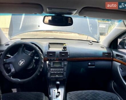 Черный Тойота Авенсис, объемом двигателя 1.8 л и пробегом 225 тыс. км за 6800 $, фото 14 на Automoto.ua