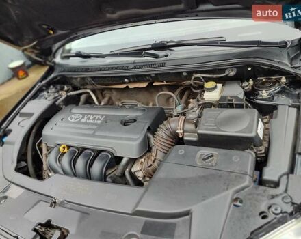 Черный Тойота Авенсис, объемом двигателя 1.8 л и пробегом 163 тыс. км за 8000 $, фото 3 на Automoto.ua