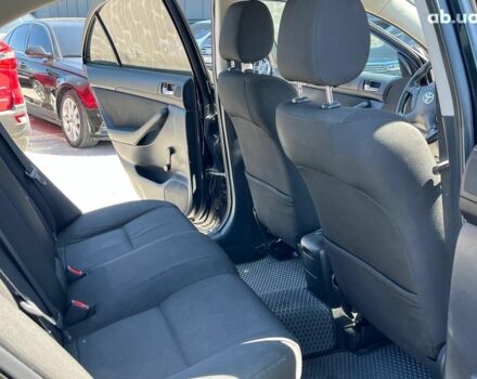 Чорний Тойота Авенсіс, об'ємом двигуна 2 л та пробігом 330 тис. км за 7690 $, фото 15 на Automoto.ua