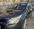 Черный Тойота Авенсис, объемом двигателя 2.2 л и пробегом 218 тыс. км за 9000 $, фото 7 на Automoto.ua